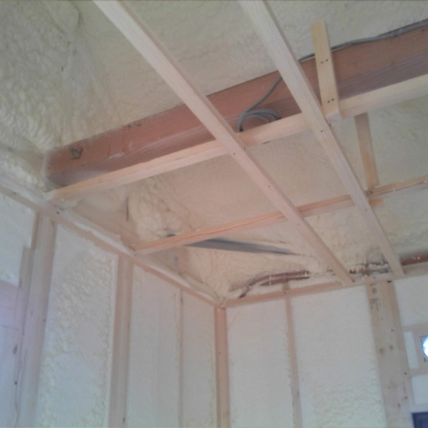 グラスウールってどんな断熱材 メリット デメリット 建築資材の検索なら建材ナビ