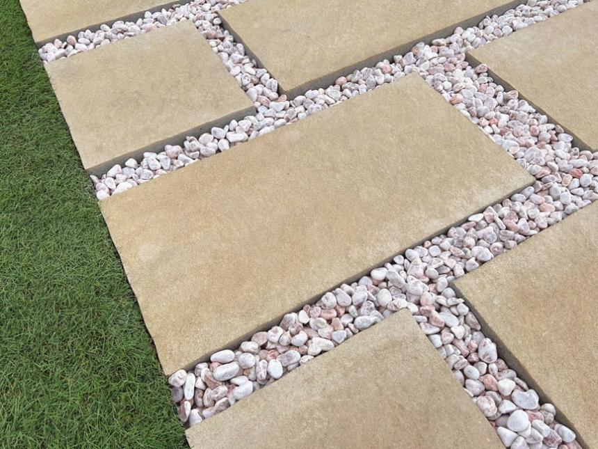 玉砂利ピンクタンブル