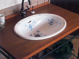 エッセンス 洗面アイテムシリーズ「オールドイングランド」