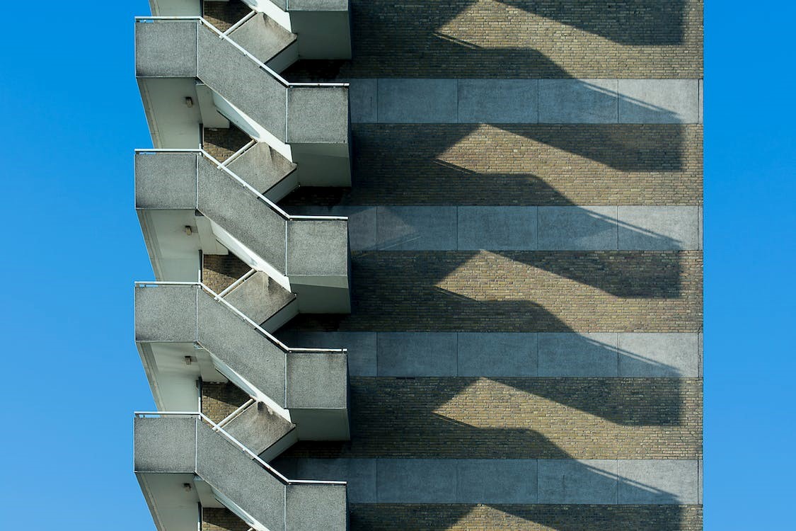 ３階建て建造物は「準耐火構造」か確認すべき