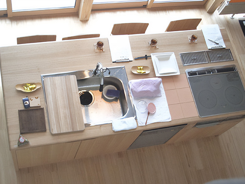 【桐無垢材家具カスタマイズ】 引き戸・玄関アプローチ・押入れ・キッチンカウンター