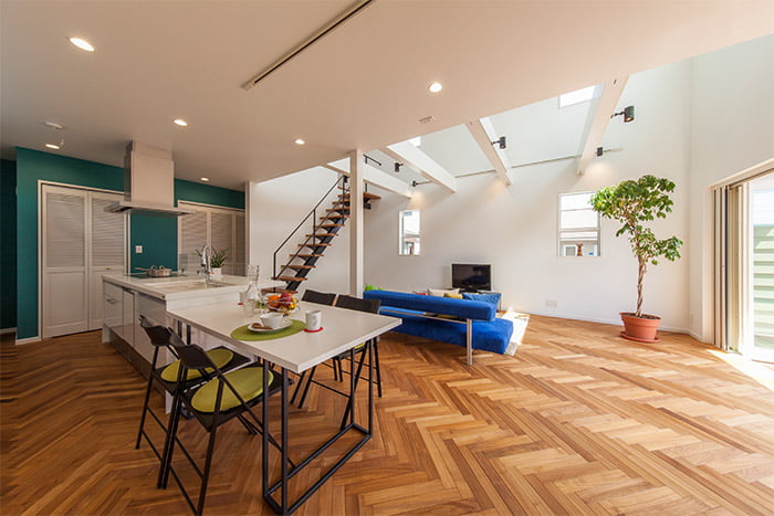 無垢ヘリンボーンフローリング