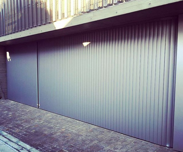 アルミ電動横引きシャッター【ベルティコ 連窓タイプ】