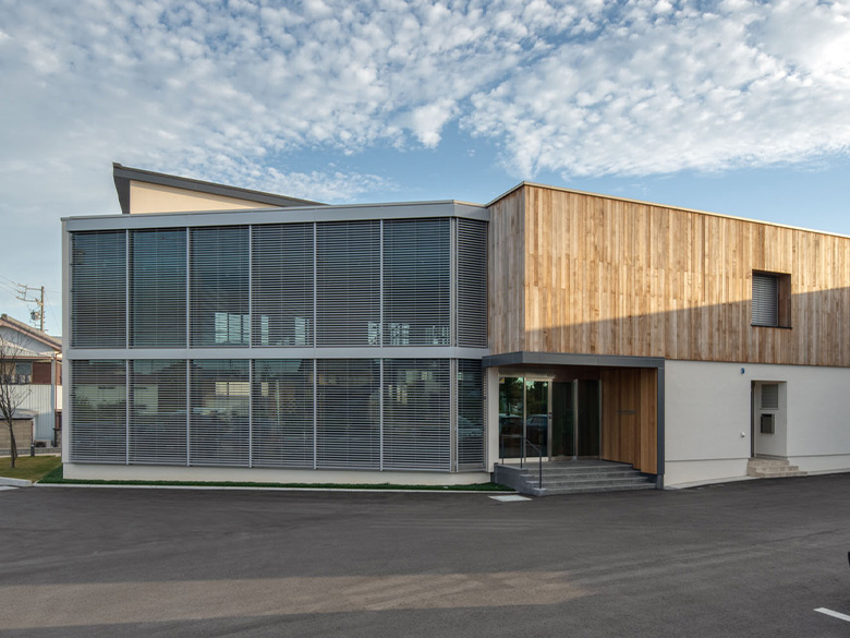 オスモ&エーデル株式会社