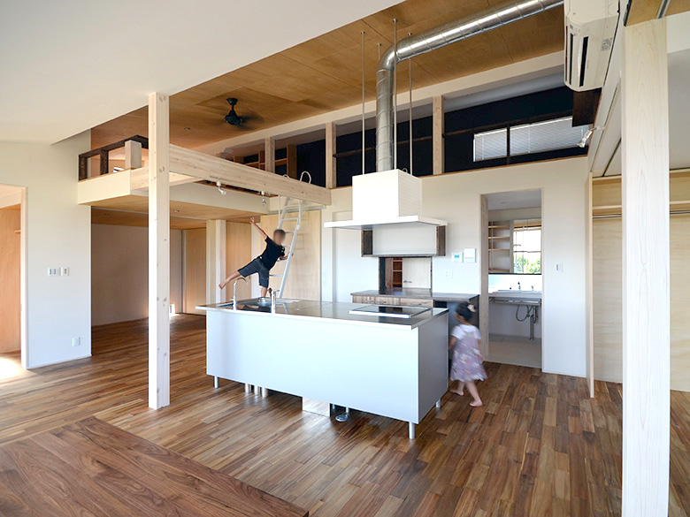 トミオカアーキテクトオフィス