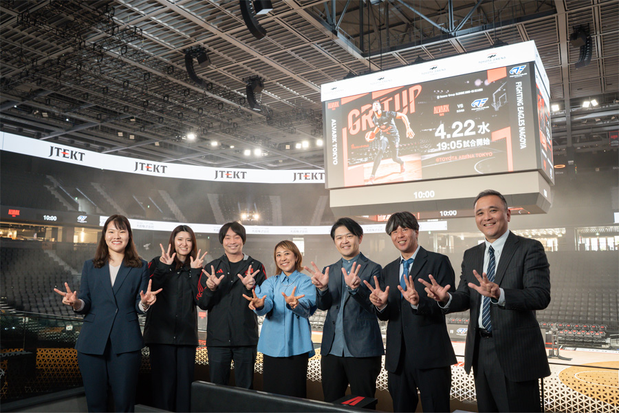 取材後に撮影した集合写真