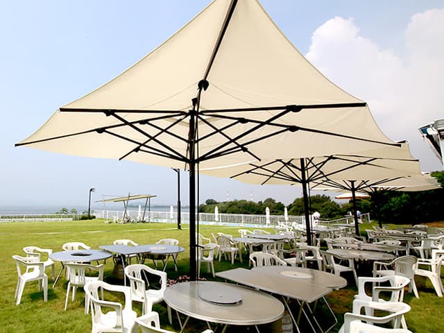 オーニング(雨よけ・日除け等)