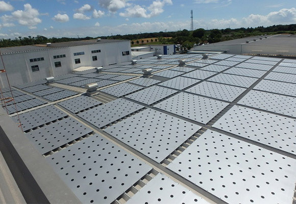 金属折板屋根専用 遮熱システム「冷えルーフ」