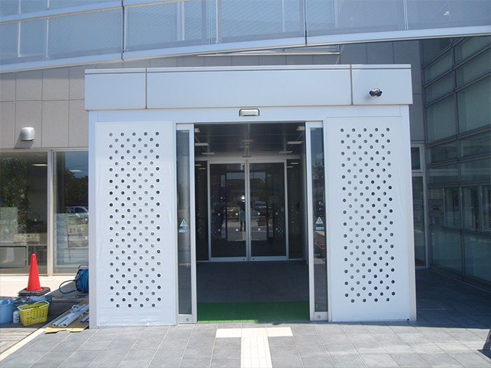 窓・網戸用遮熱シート【ドットスクリーン】