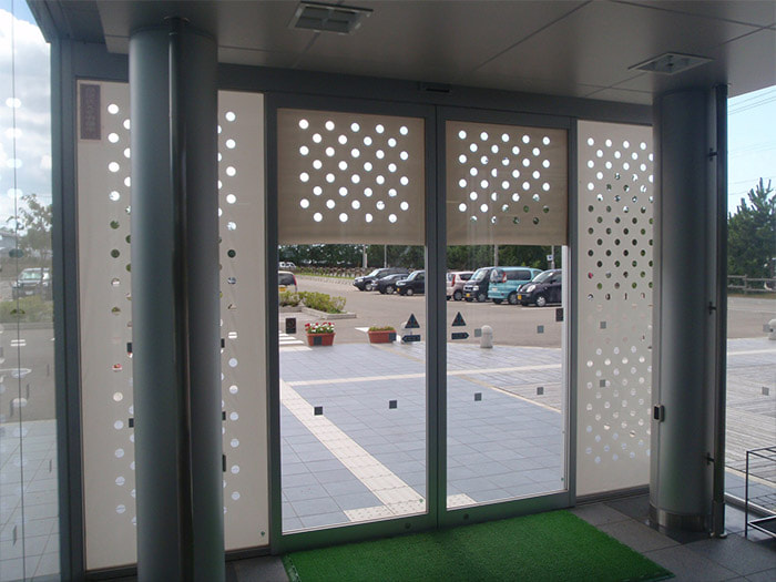 窓・網戸用遮熱シート【ドットスクリーン】