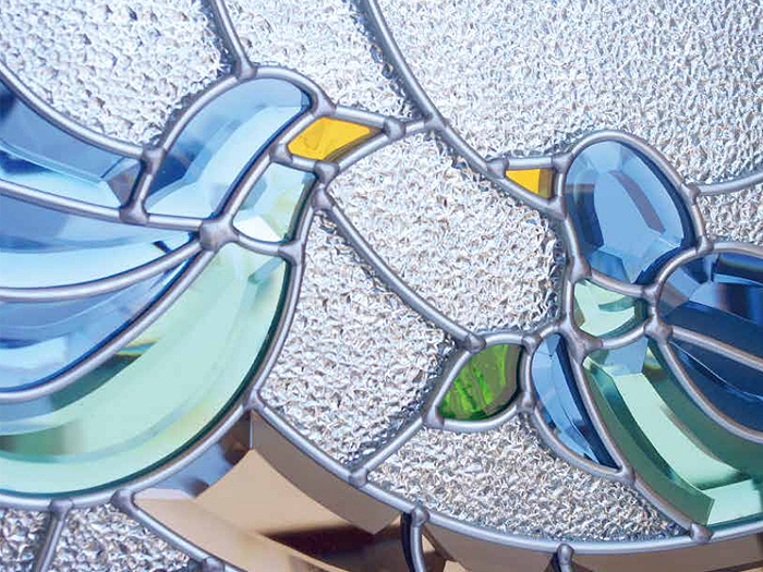 「Pure mirror stained glass -ピュア・ミラーステンドグラス-」株式会社セブンホーム