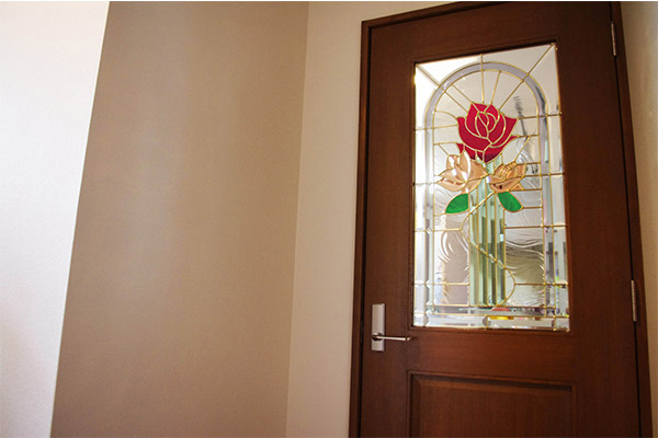 ピュアグラスドア