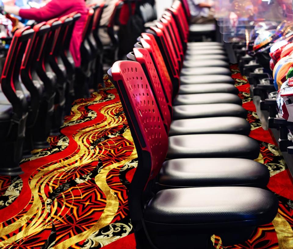 グラフィックタイルカーペット【HP問い合わせフォームよりご連絡ください】