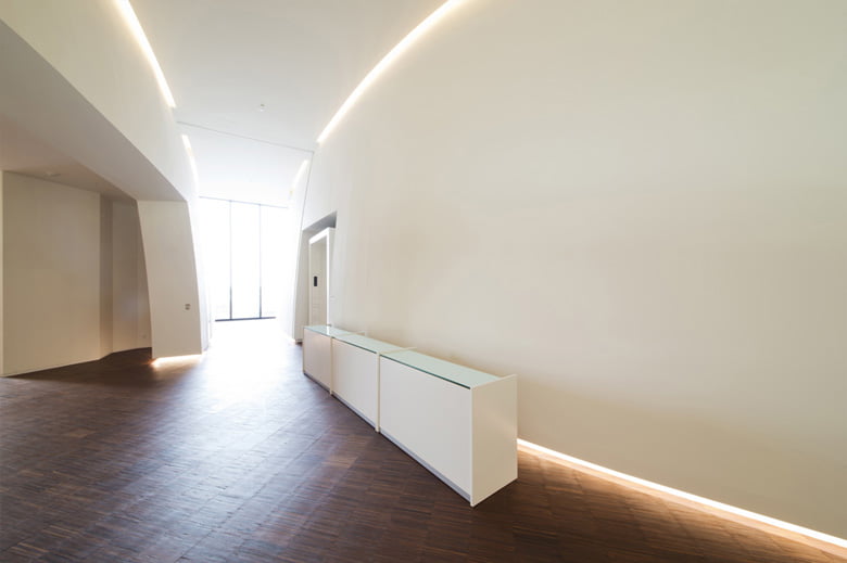 エフジーボード/株式会社エーアンドエーマテリアル