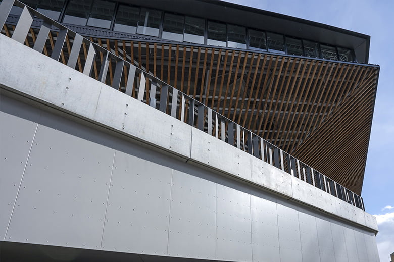 セルフレックス【内外装用フレキシブル板】