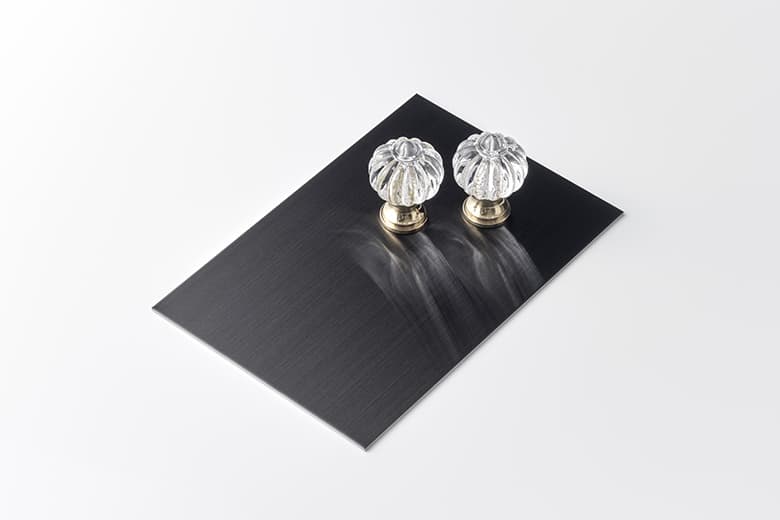 「アベルブラック」LH-S1ヘアライン