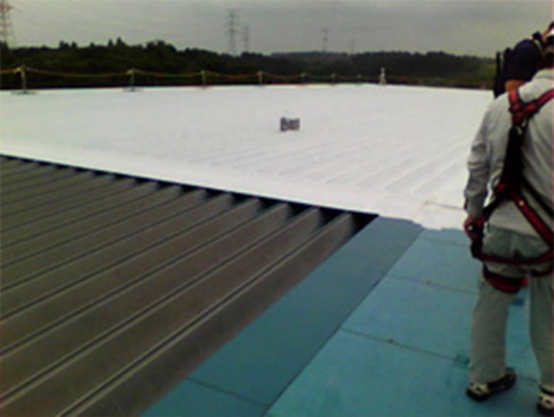 遮熱塗料 デラクール® NAD(屋根・壁用)/株式会社AGUA JAPAN