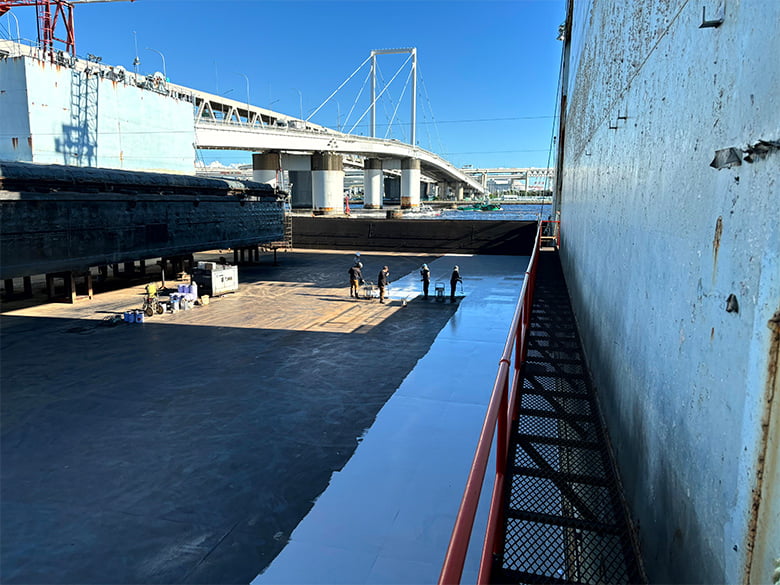 遮熱塗料 デラクール®(高硬度型)/株式会社AGUA JAPAN