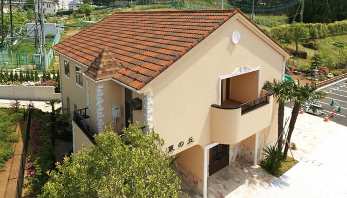 デクラミラノ(DECRA Milano)