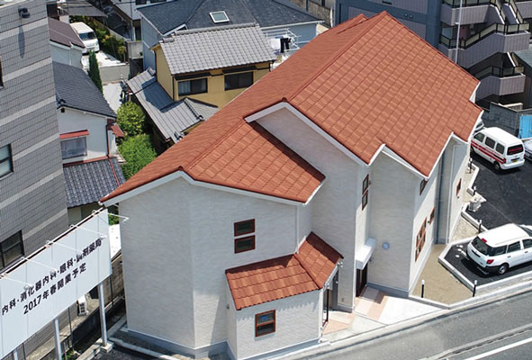 デクラミラノ(DECRA Milano)