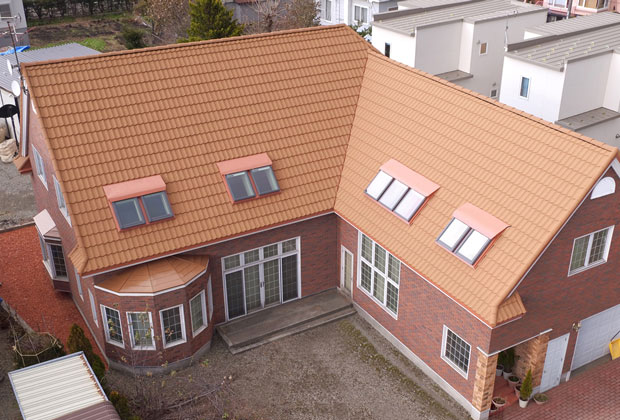 デクラミラノ(DECRA Milano)