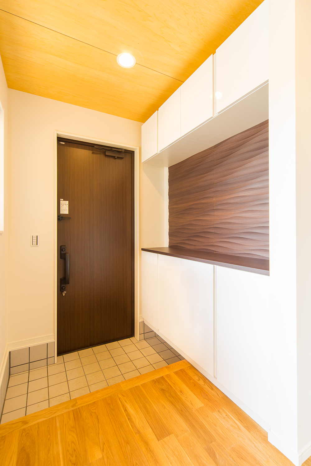 ウェッジプレス不燃【国土交通大臣認定の不燃認定番号 NM-3665 】