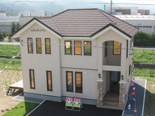 イコタイル社製屋根材「Viksen(ヴィクセン)」