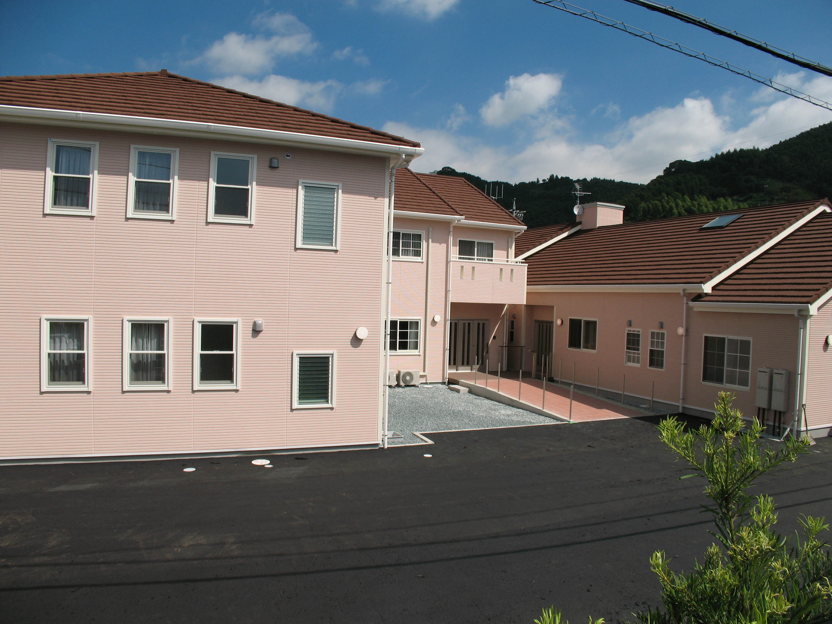 ガルバリューム鋼板屋根材【コロナ】