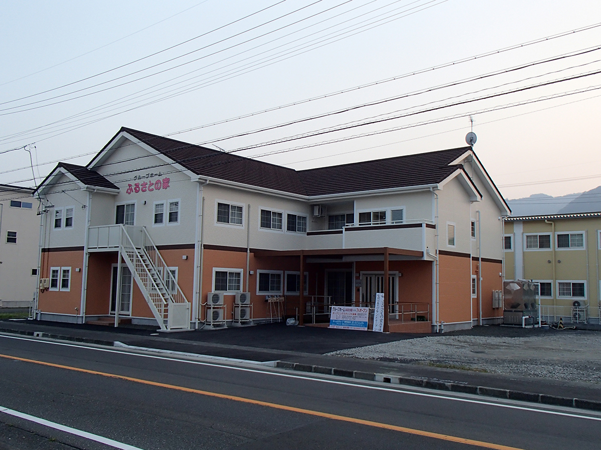 ガルバリューム鋼板屋根材【コロナ】