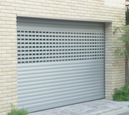 電動オーバードアー【デトルックス】(換気・採光タイプ)