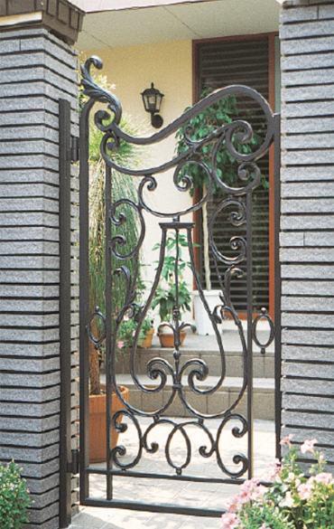 建築装飾金物「大型門扉」