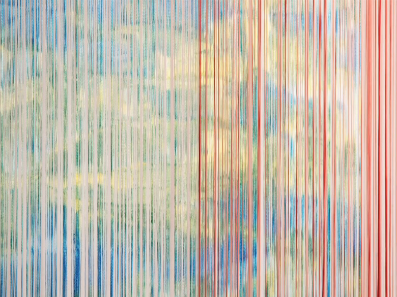 STRINGS CURTAIN Lineview