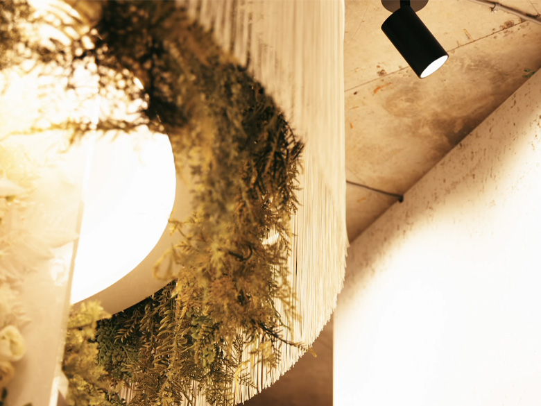 STRINGS CURTAIN Lineview