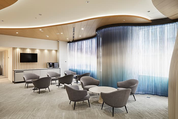 STRINGS CURTAIN Lineview