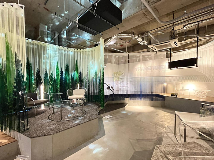 STRINGS CURTAIN Lineview