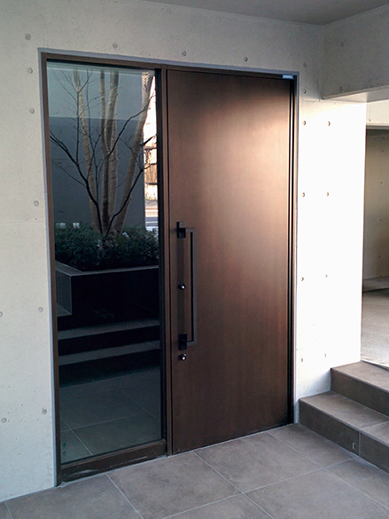 玄関ドアDEIL/株式会社フロント