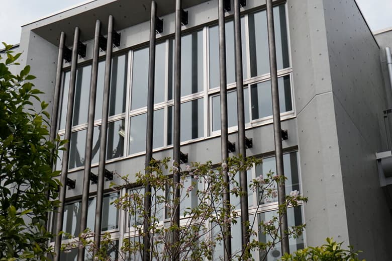 【生きた錆を纏った耐候性鋼】RUSTY.R誕生