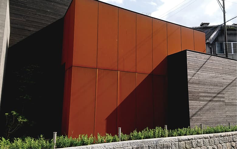 【生きた錆を纏った耐候性鋼】RUSTY.R誕生