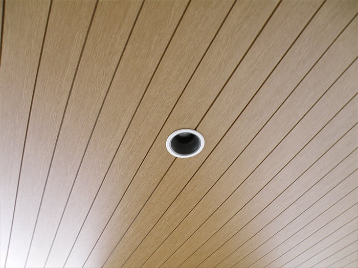 木目調スパンドレル ロールフォーミング8型 アルミベルビアン化粧シート張り