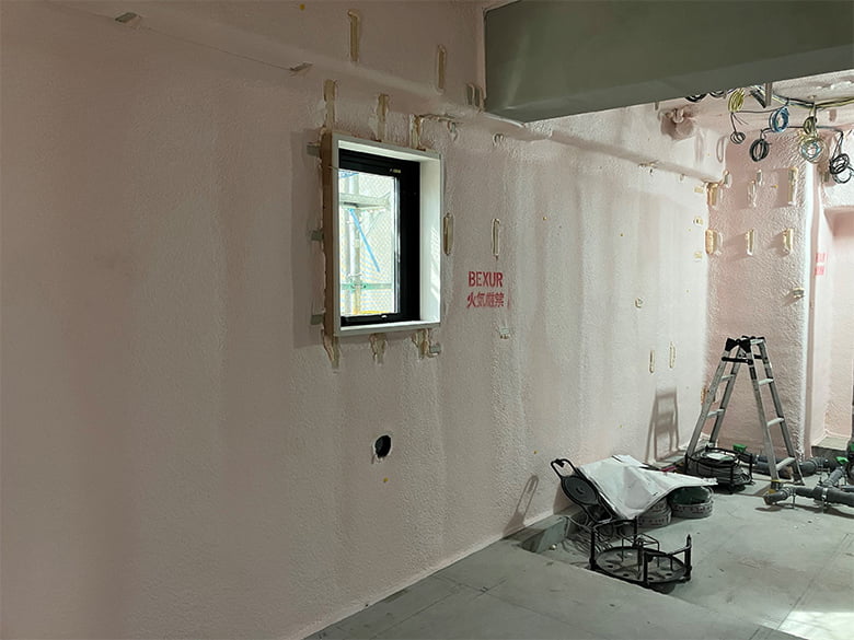 世界最高クラスの断熱性能の現場発泡ウレタン「BEXUR™(ベクサー)」