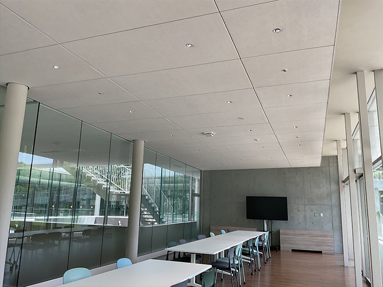 機能維持耐震工法 FMS天井