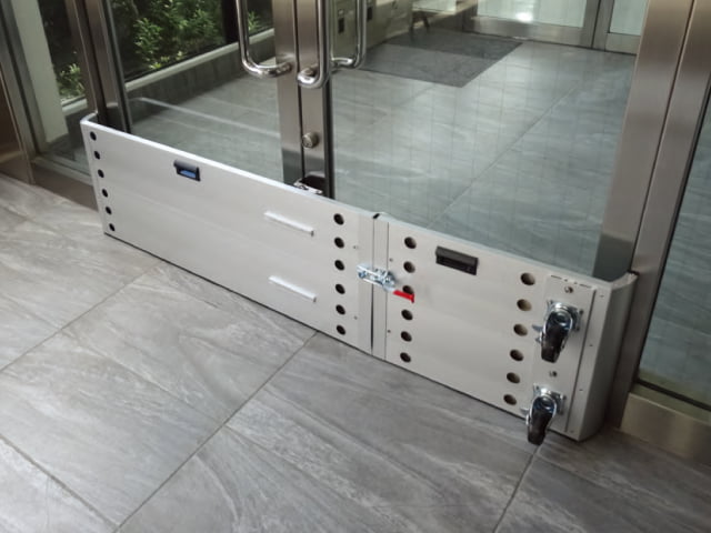 止水板「ちょい止め隊」