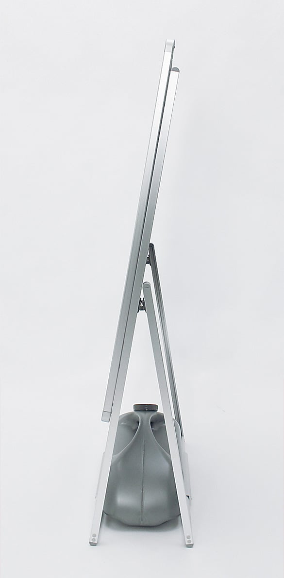 省スペース設置スタンド【ポスタースタンド・イーゼル】動線確保に便利