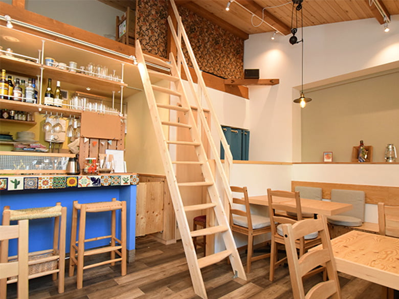 北欧産【デザインステップ】 木製ロフト階段/株式会社ベストワン