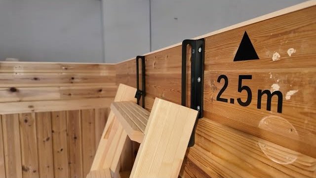 【Mezzanine ladder】スライド式収納金具の動き #ロフトはしご #木製  #北欧インテリア/株式会社ベストワン