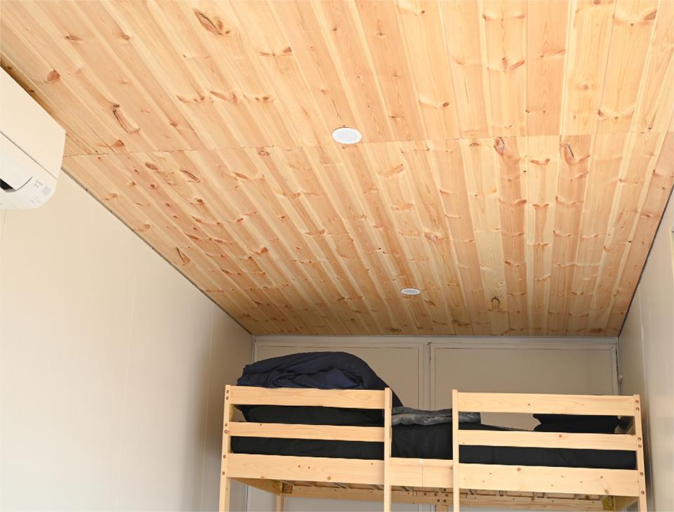 北欧レッドパイン羽目板