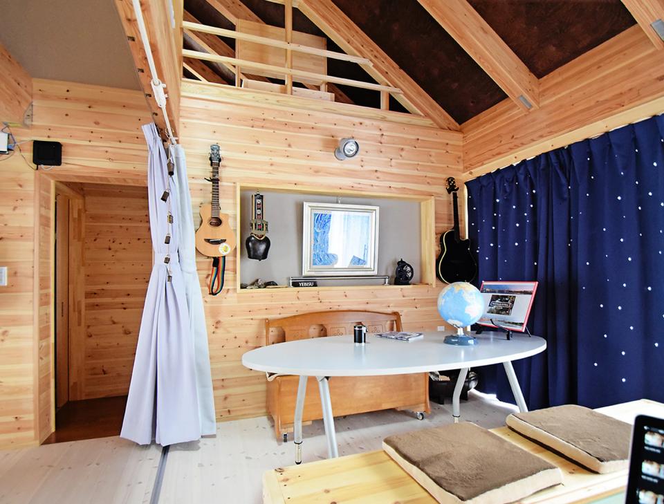 ロシアレッドパインログパネル