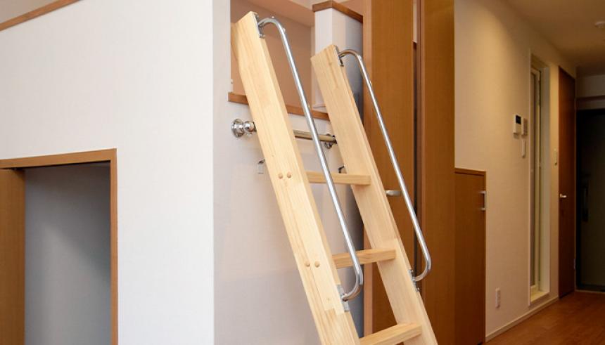 カラー対応【カスタムラダー】 木製ロフトはしご