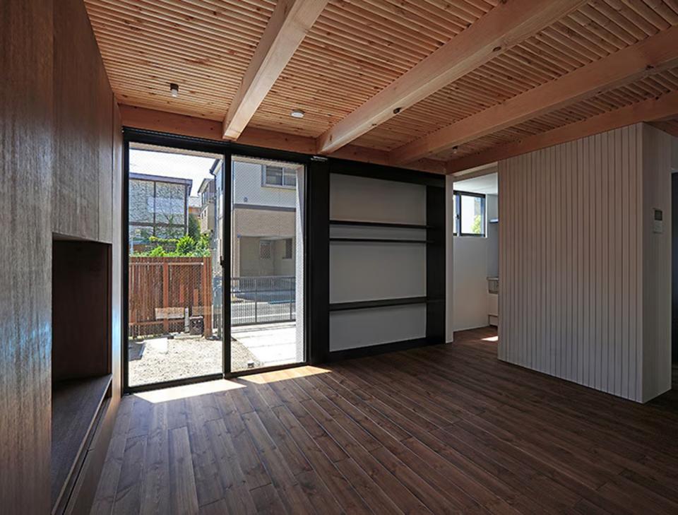 ロシアレッドパイン無垢フローリング