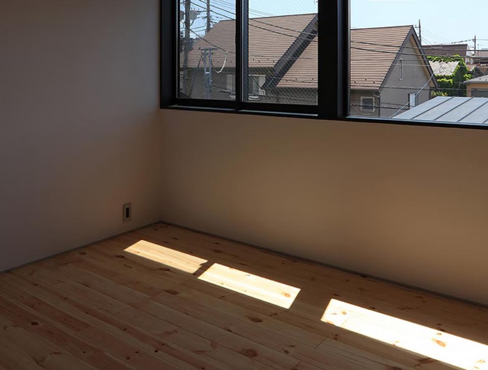 ロシアレッドパイン無垢フローリング